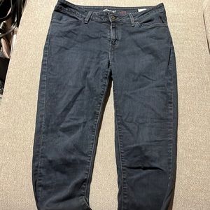 Levi’s size 28 black jeans